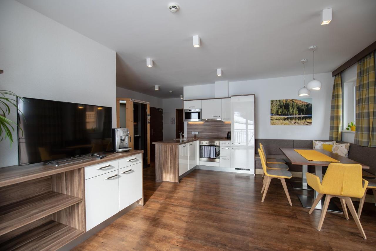 Lux Appartements Ischgl Bagian luar foto